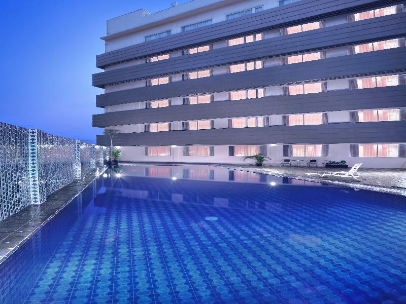 Favehotel Jababeka Cikarang Exterior photo