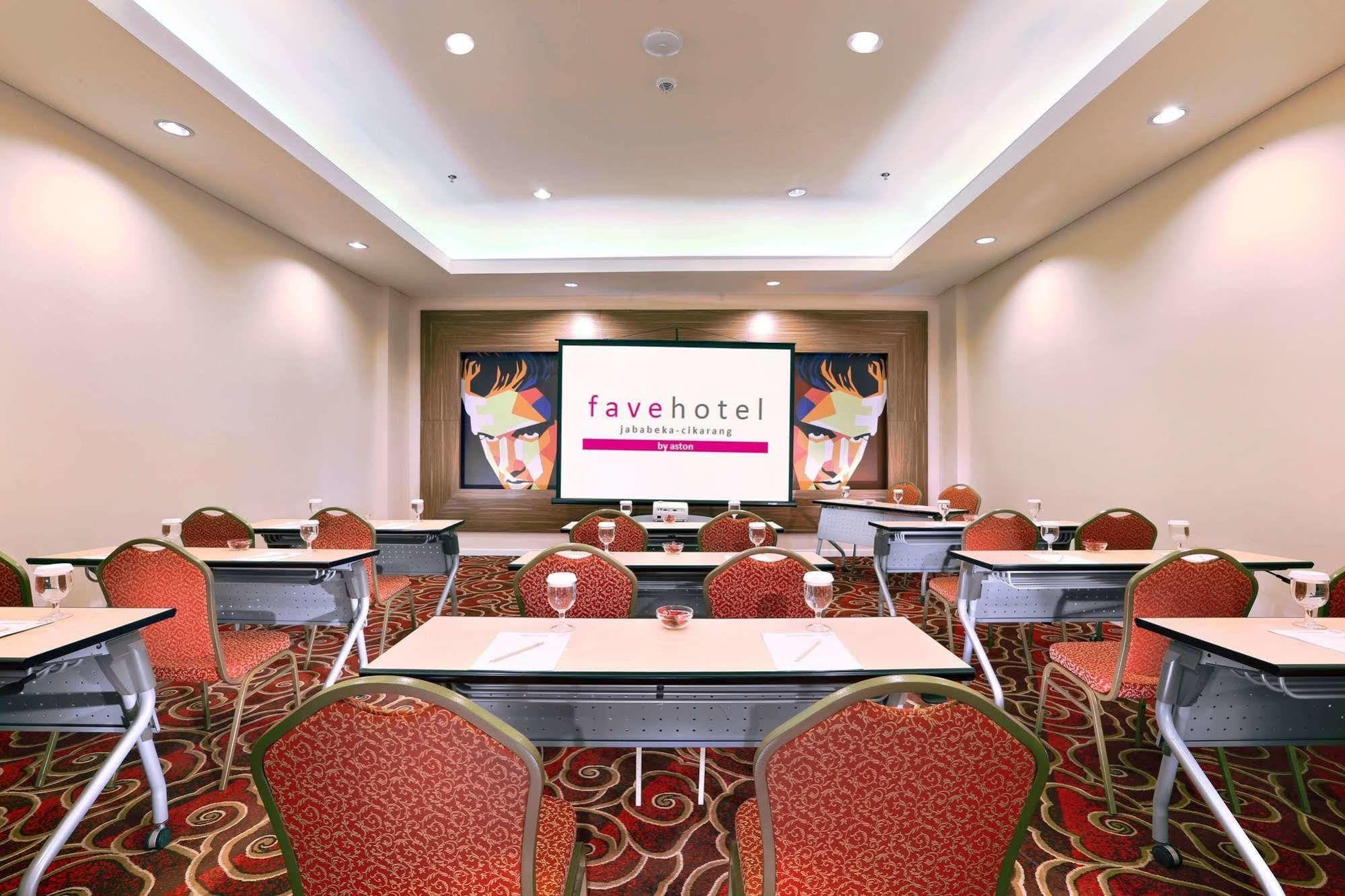 Favehotel Jababeka Cikarang Exterior photo